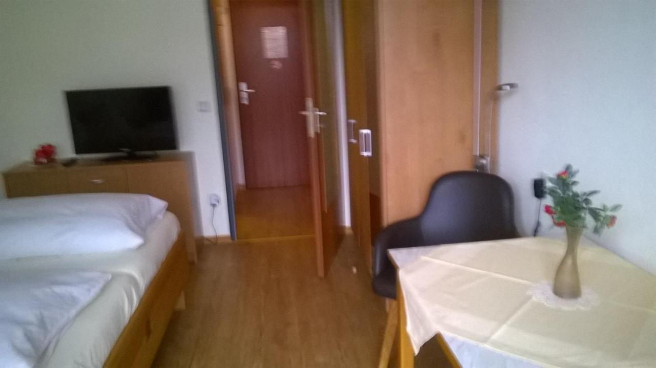 Chalet Swiss - App.Nelles Bad Füssing Esterno foto